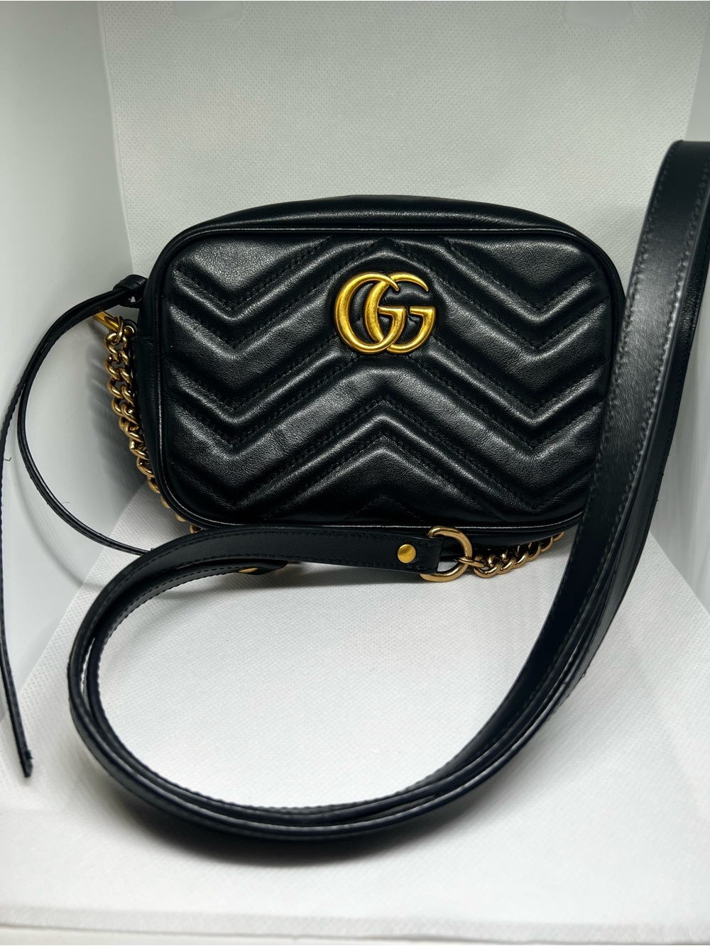 AUTHENTIC Gucci GG Marmont Mini Matelassé Black Leather Camera Crossbody B